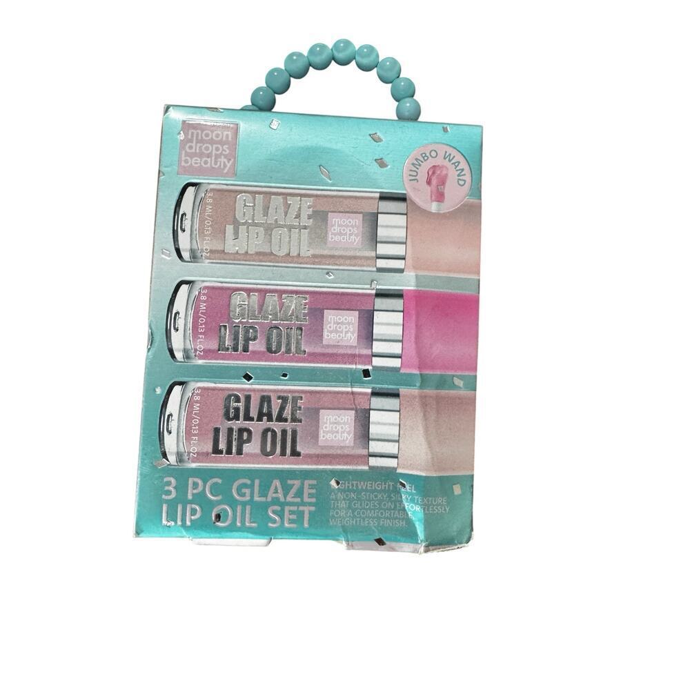 NWT 3 Piece Lip Glaze Oil Set